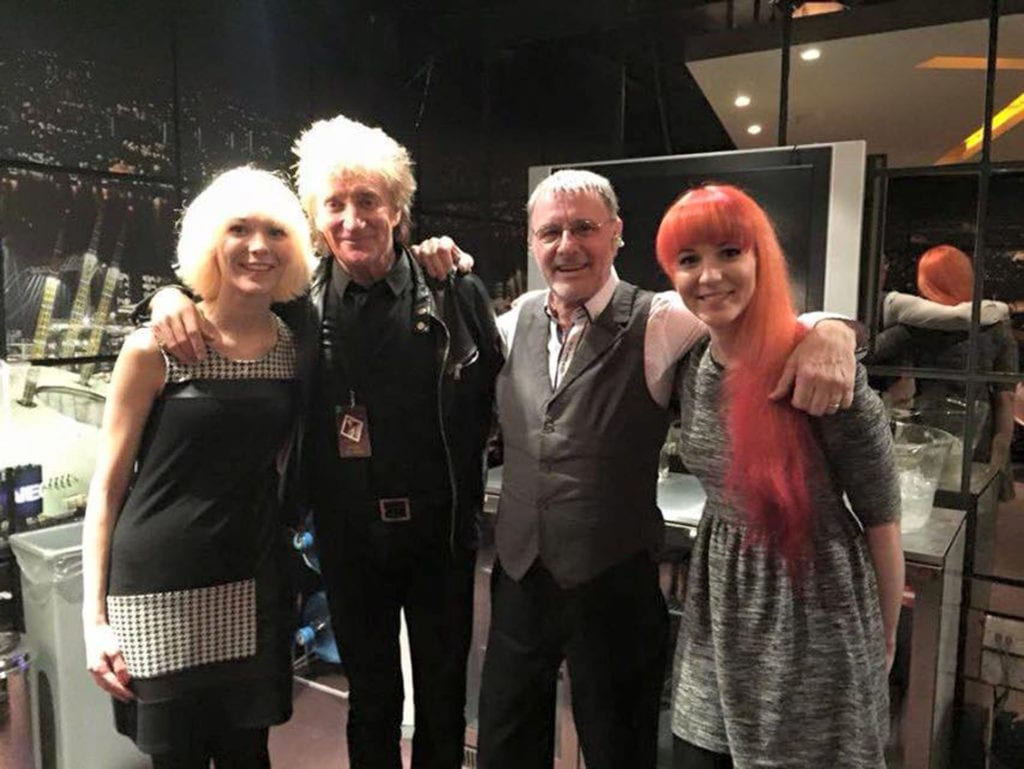 Group photo of MonaLisa Twins with Steve Harley and Rod Stewart