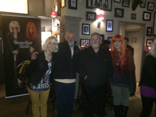 Steve and his brother travelled all the way from the States to come to the show ♥